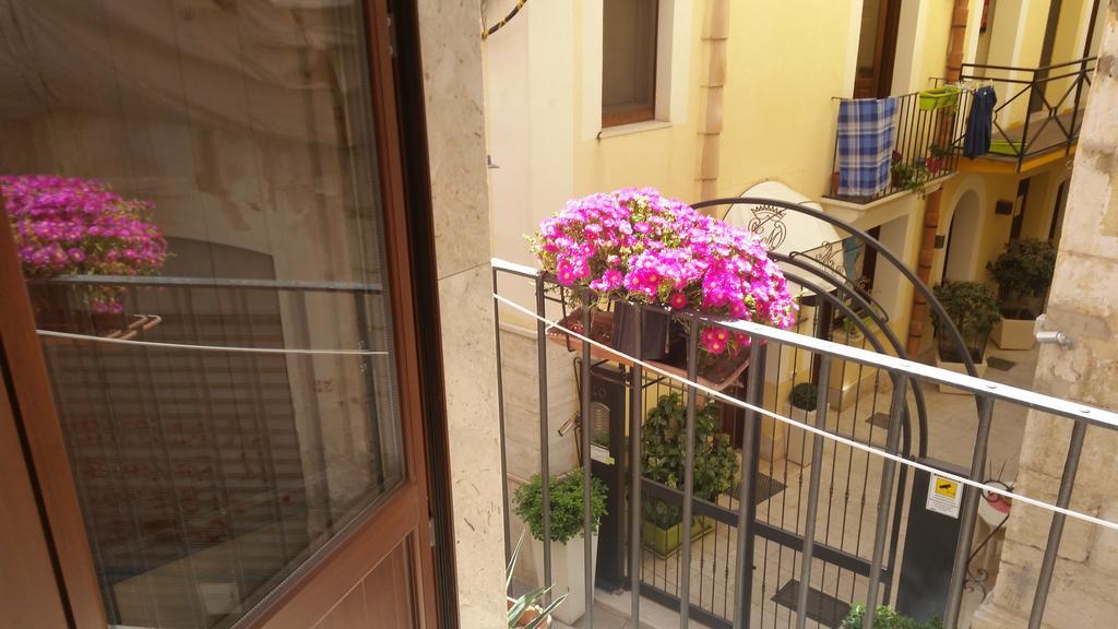 Gli Agrumi Rooms Trapani Exterior photo